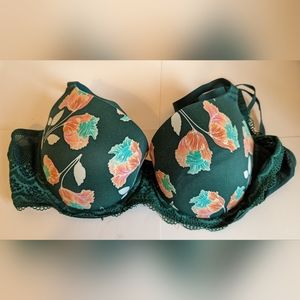 3/$10 SALE - Auden - Padded Bra - 40D - With Underwire